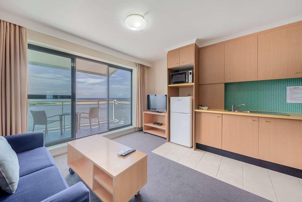 Oaks The Entrance Waterfront Suites 객실 사진