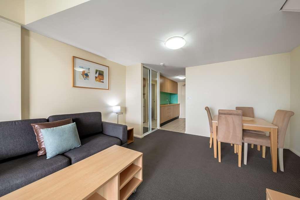 Oaks The Entrance Waterfront Suites 객실 사진